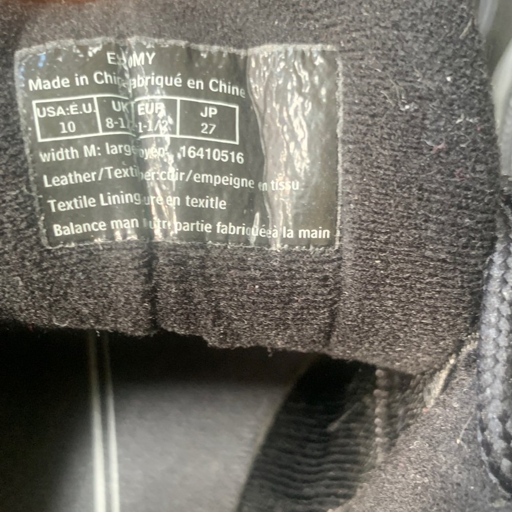 Easy Spirit Men's Dark Gray Sneakers - Picture 4 of 8